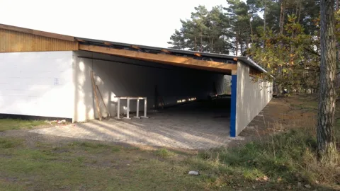 Werkstatt und Anhängerhallenanbau 2013